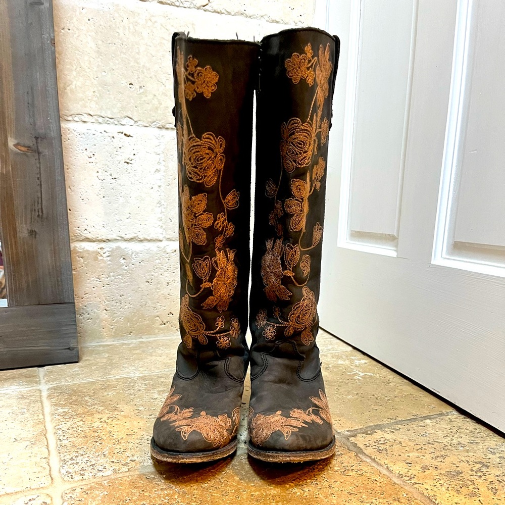 Gorgeous Liberty Black Blossom Boot
